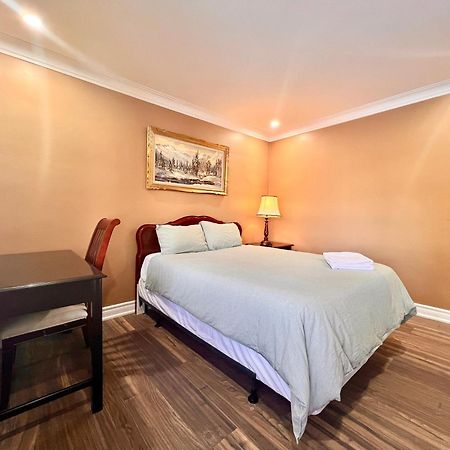 Upgraded Rooms With Bath 7-Min To Subway Near Downsview Rogers Stadium Toronto Kültér fotó